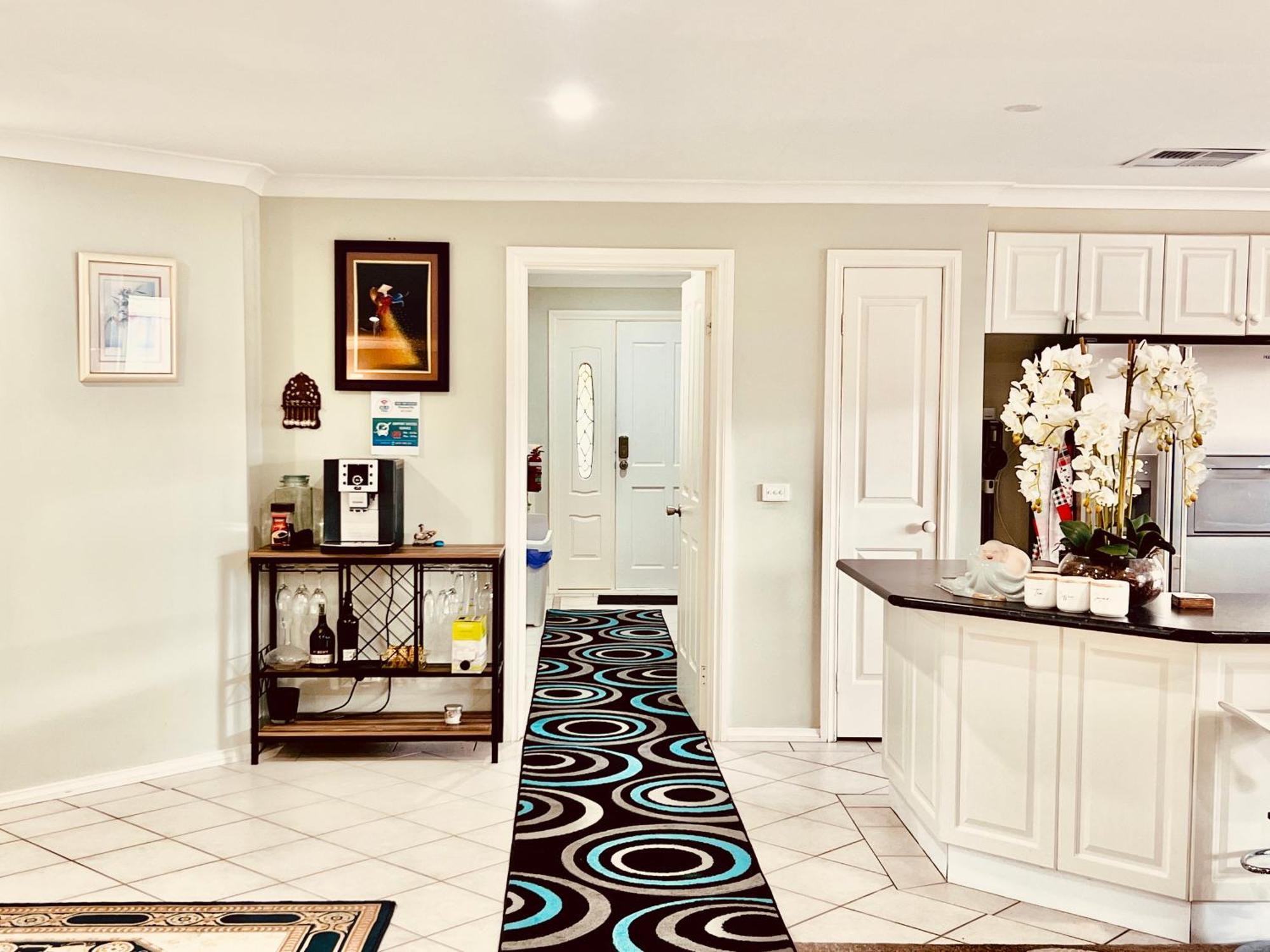 Spacious 6 Bedroom Holiday Home 15 Min Away From Melbourne Airport Sydenham Bagian luar foto