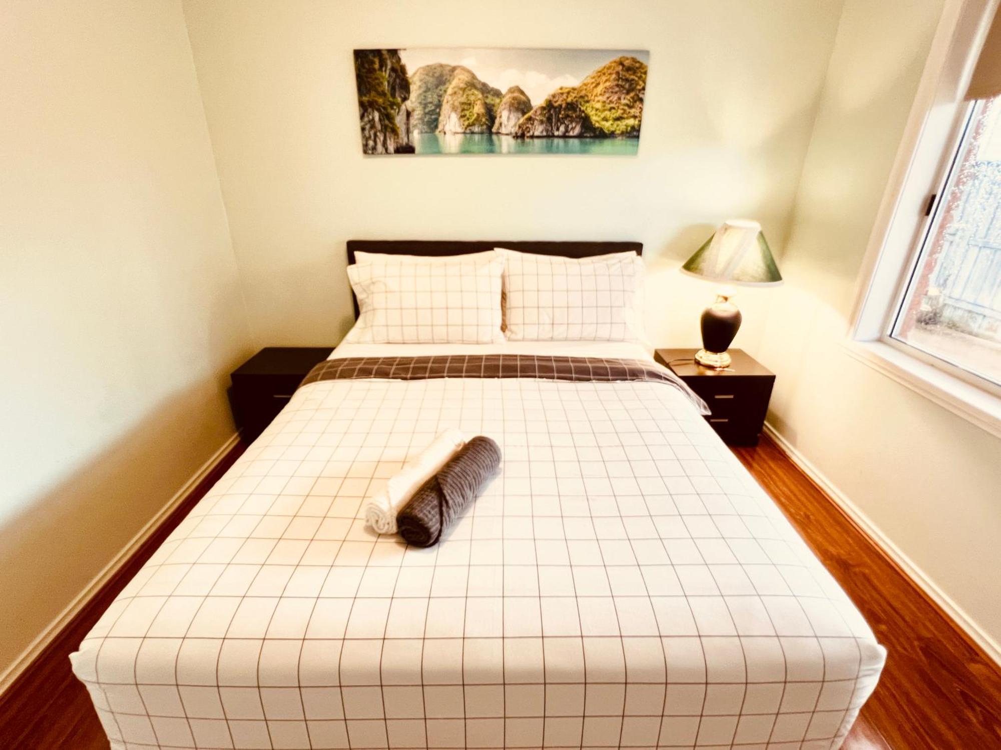 Spacious 6 Bedroom Holiday Home 15 Min Away From Melbourne Airport Sydenham Bagian luar foto