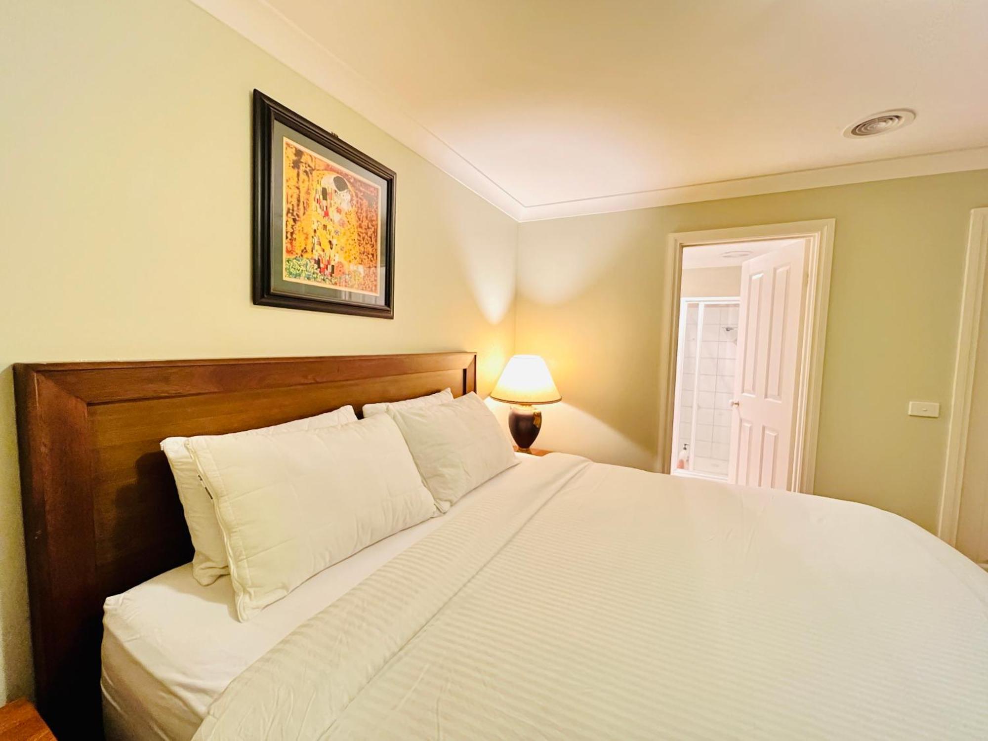 Spacious 6 Bedroom Holiday Home 15 Min Away From Melbourne Airport Sydenham Bagian luar foto