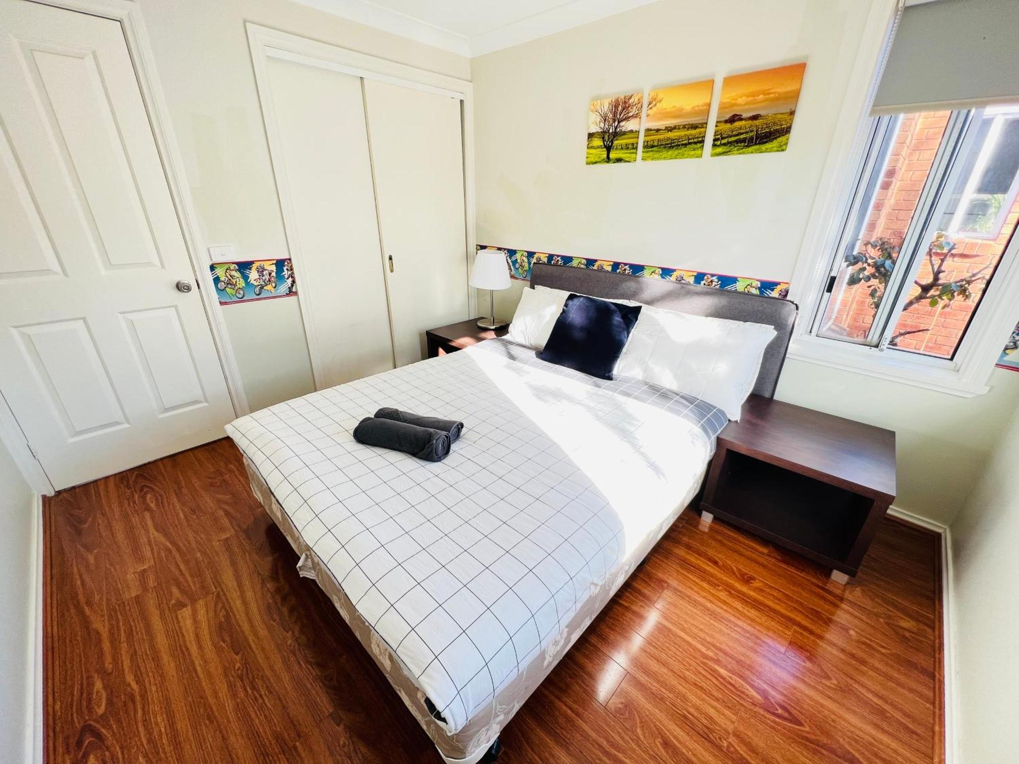 Spacious 6 Bedroom Holiday Home 15 Min Away From Melbourne Airport Sydenham Bagian luar foto