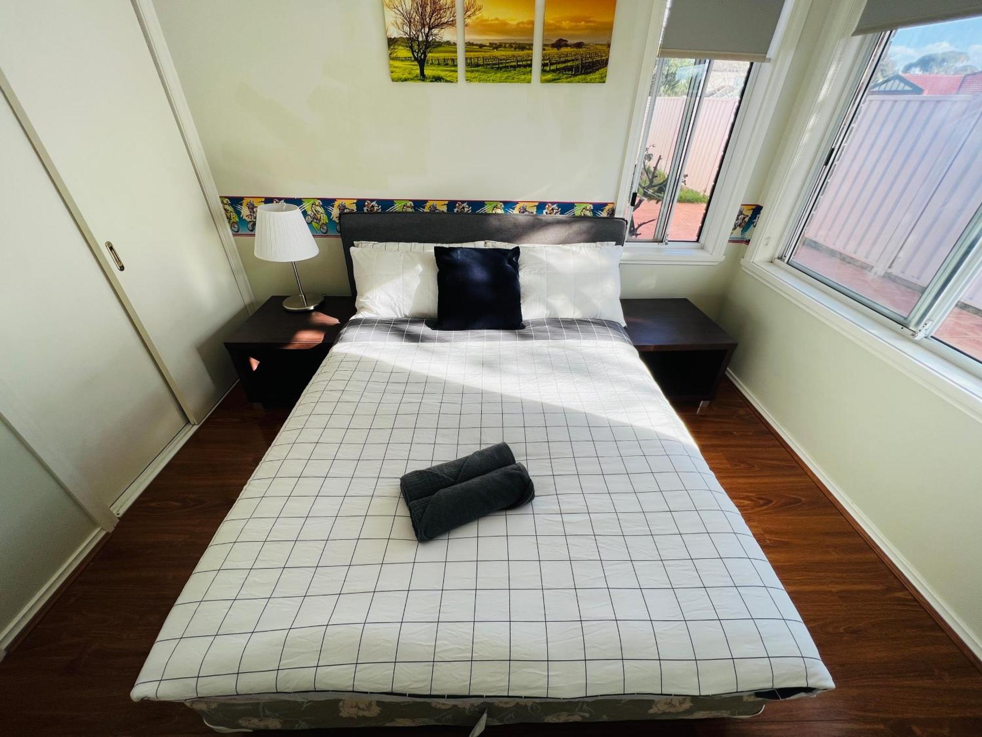 Spacious 6 Bedroom Holiday Home 15 Min Away From Melbourne Airport Sydenham Bagian luar foto