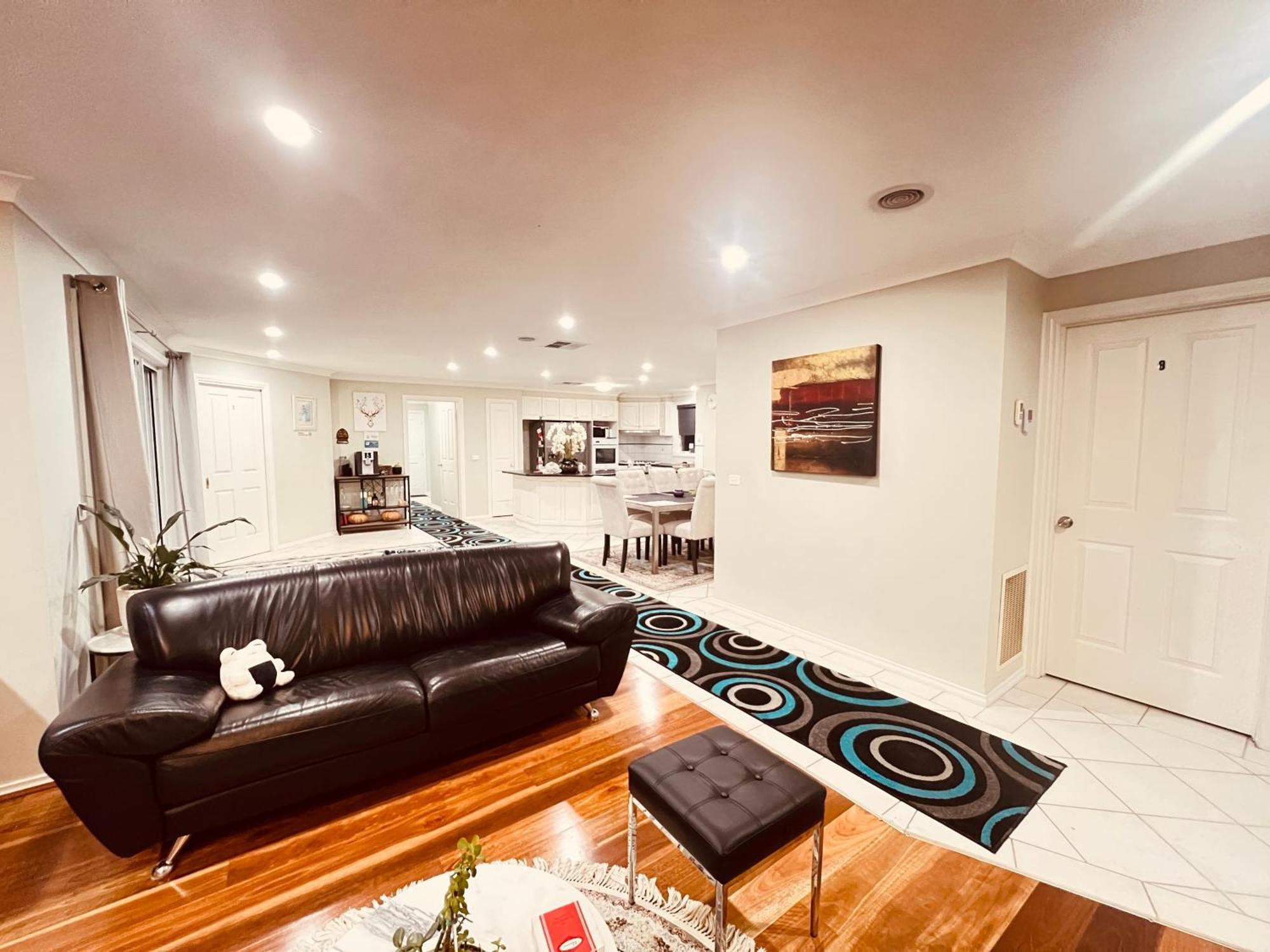Spacious 6 Bedroom Holiday Home 15 Min Away From Melbourne Airport Sydenham Bagian luar foto